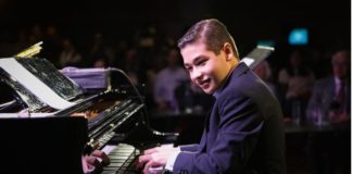 Dianne Reeves rings in holiday season with music from her celebrated album Dianne Reeves rings in holiday season with music from her celebrated album