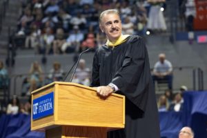 Wildlife expert Ron Magill receives University of Florida alumnus award