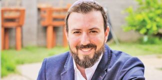 Bet Shira Congregation welcomes new spiritual leader, Rabbi Jesse Charyn Bet Shira Congregation welcomes new spiritual leader, Rabbi Jesse Charyn