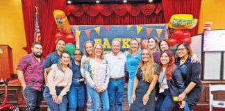 Seniors find meaning and purpose through Art at The Palace Gardens Seniors find meaning and purpose through Art at The Palace Gardens