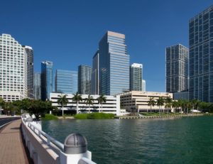 JLL arranges new retail lease with Pura Vida at 701 Brickell