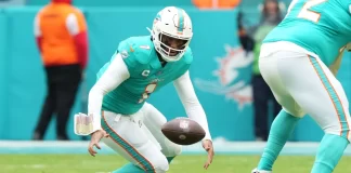 Miami Dolphins fall short of Christmas Day Miracle against the Green Bay Packers