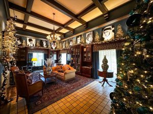 A Vintage Christmas at Deering pays homage to Roaring ’20s