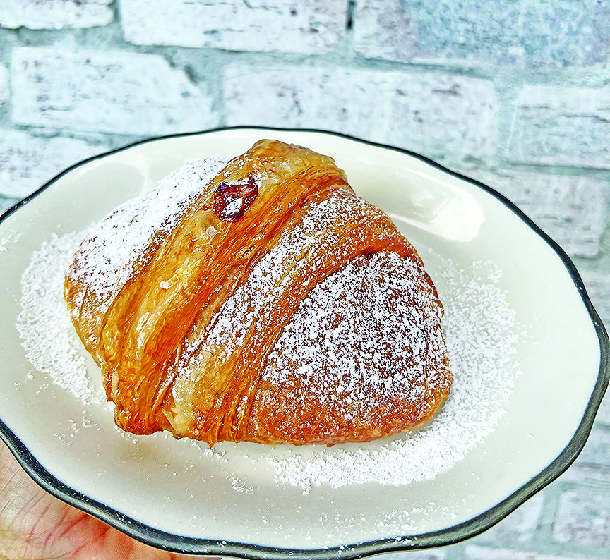 La Boulangerie Boul’Mich celebrates Croissants Du Jour  with 50% off