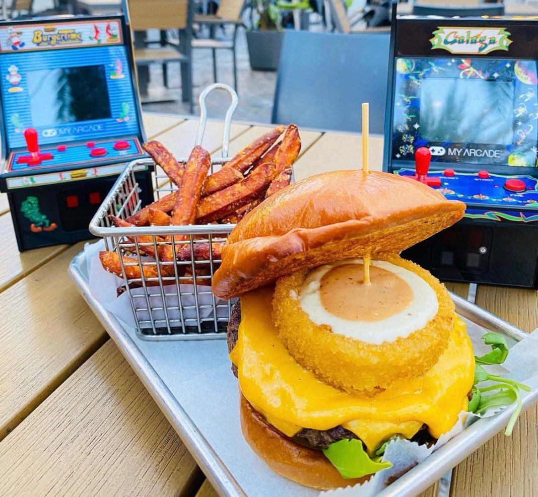 Get Ready to Clutch Your Pearls with the Best Burger in Miami at Clutch
