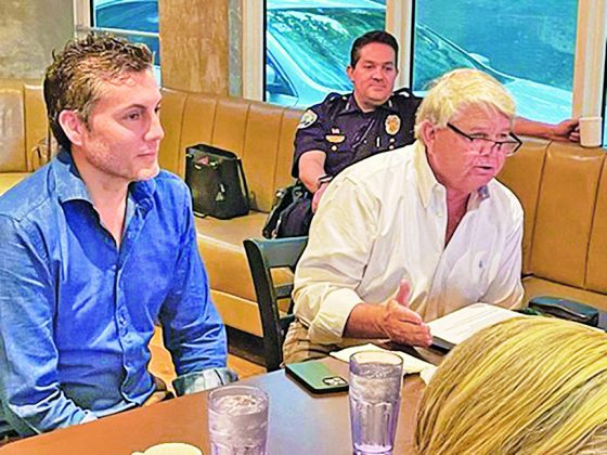 Florida State Rep. Fabian Basabe meets community at Mo’s Bagels & Deli