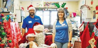 Local Santa and Mrs. Claus distribute more than 17,000 toys worldwide Local Santa and Mrs. Claus distribute more than 17,000 toys worldwide