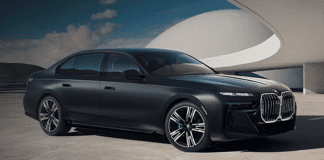 BMW 760i XDrive Redesign Makes Driving Fun