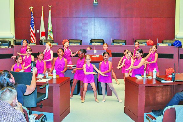 Vice Mayor Guzman recognizes Somerset City Arts School team dancers and cheerleaders