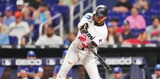 You have to see it to believe it — Luis Arraez is something special You have to see it to believe it — Luis Arraez is something special