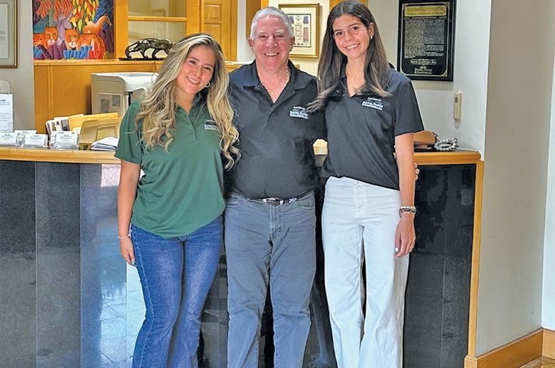 Panter, Panter, & Sampedro awards scholarships to two area students