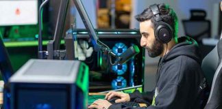 Local 20-something’s hitting the right buttons for Esports Local 20-something’s hitting the right buttons for Esports