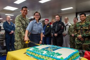 Miami Sailor celebrates U.S. Navy milestone