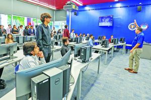 High school students learn about cybersecurity at MDC