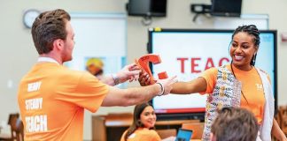 Achieve Miami’s Teacher Accelerator Program (TAP) expands to MDC, FIU Achieve Miami’s Teacher Accelerator Program (TAP) expands to MDC, FIU