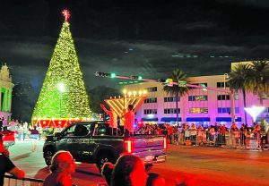 Hanukkah menorah makes history during Junior Orange Bowl Parade