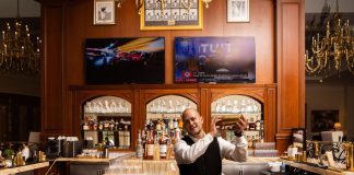 Valentine’s Day at The Living Room Lounge at Trump National Doral Miami