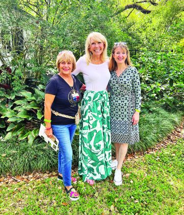 Villagers’ 31st Annual Garden Tour a ‘Blooming’ Success