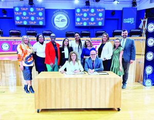 MDCPS, Achieve Miami’s TAP formalize their partnership