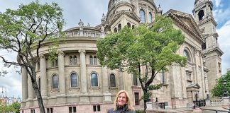 Read in Budapest Read in Budapest