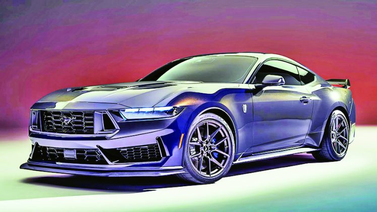 2024 Mustang Dark Horse Coupe is roadster of dreams