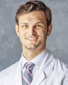 Dr. Tyler Kalbac joins Orthopaedic & Sports Medicine Center of Miami