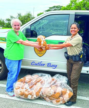 Cutler Ridge Woman’s Club working to help community