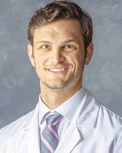 Dr. Tyler Kalbac joins Orthopaedic & Sports Medicine Center of Miami