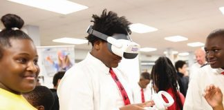 M-DCPS unveils innovation space at Brownsville Middle M-DCPS unveils innovation space at Brownsville Middle