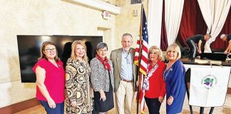 Coco Plum Woman’s Club hosts Veterans Day event Coco Plum Woman’s Club hosts Veterans Day event