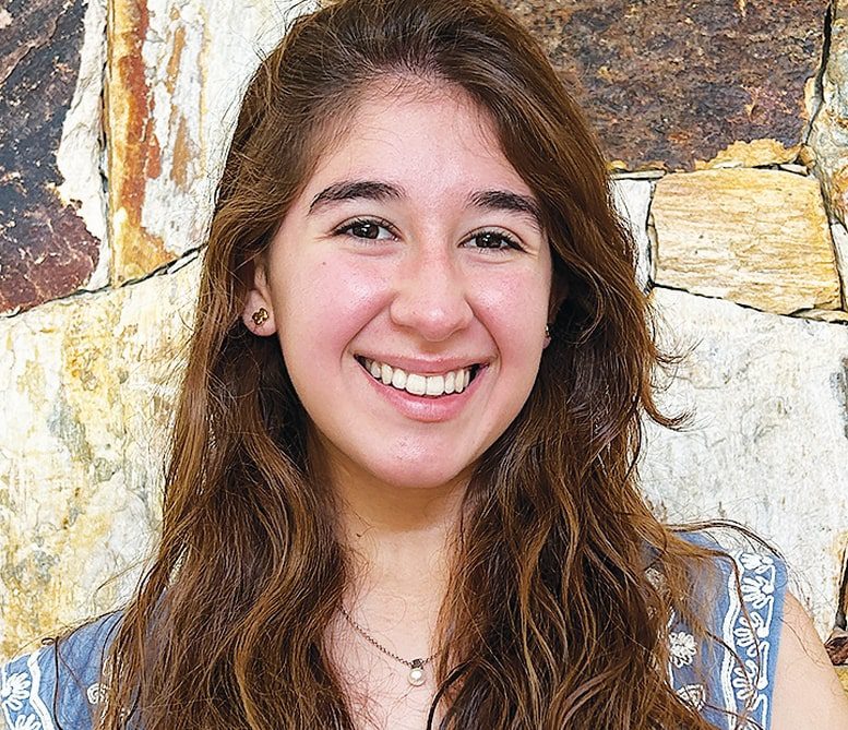 Positive people in Pinecrest : Naohmi Linares