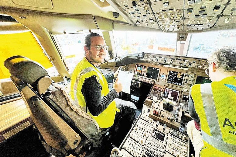College prepares students for high-paying aviation careers