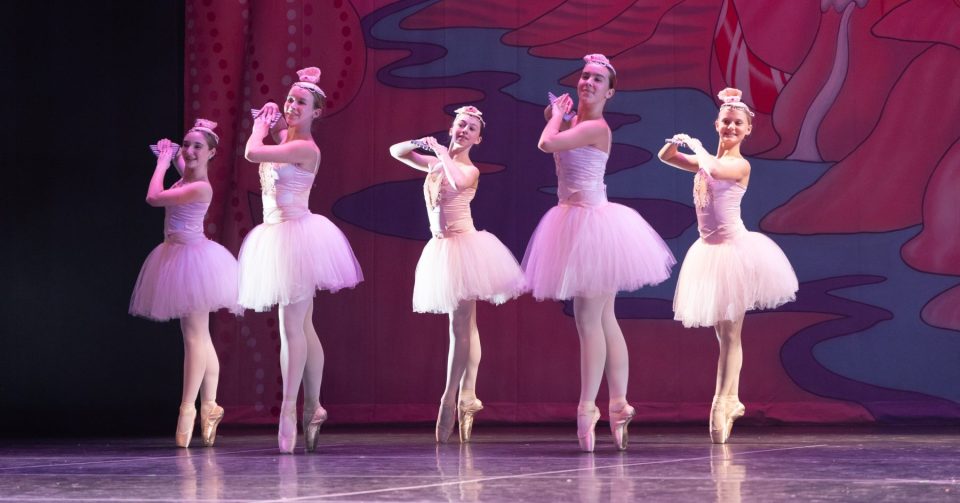 Celebrate the Holidays at the Moss Cultural Arts Center this December with Festive Performances