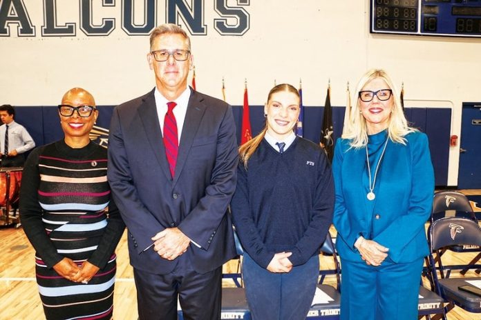 Palmer Trinity takes time to honor local veterans Palmer Trinity takes time to honor local veterans