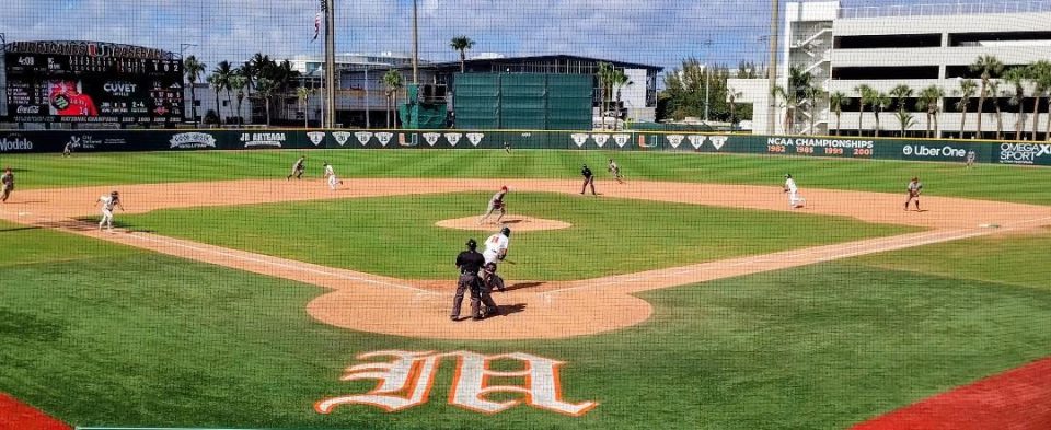 Miami drops the series to Boston 9-5