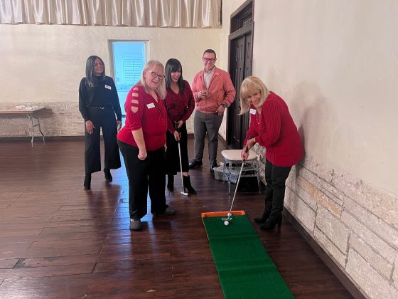 Pinecrest Rotarians produce Taste of Pinecrest/ The Villagers present Garden Tour