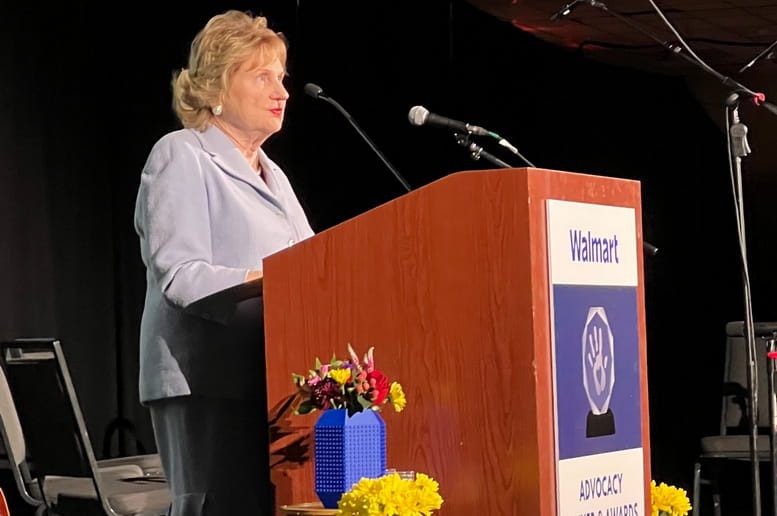 Miami Lighthouse CEO receives Florida Impact Advocate Award